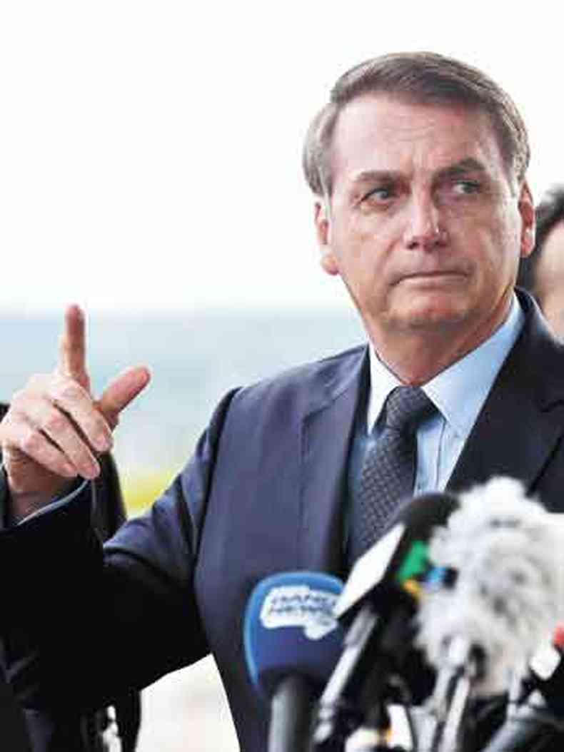 O ento deputado Jair Bolsonaro discursou em defesa de Adriano da Nbrega, condenado por homicdio(foto: ANTNIO CRUZ/AGNCIA BRASIL)