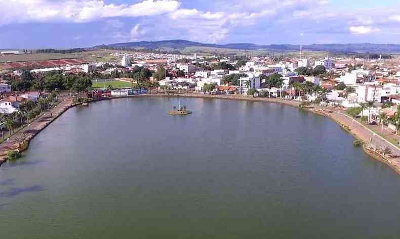 Lagoa Formosa retornou com aulas presenciais desde o incio de maio(foto: Prefeitura de Lagoa Formosa/Divulgao)
