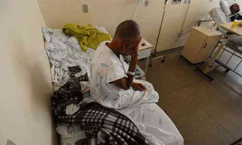 Paciente internado em um dos hospitais especializados de Belo Horizonte: maior desafio  garantir a concluso do tratamento, que dura pelo menos seis meses