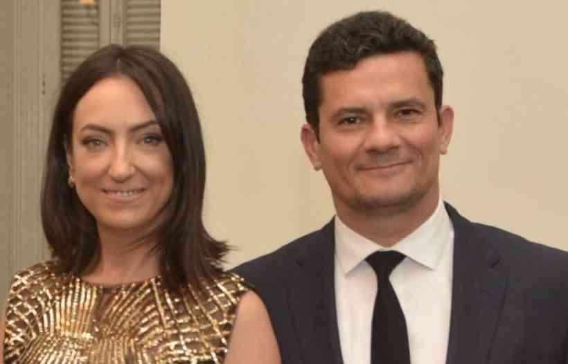 Esposa de Moro posta foto de outdoor do marido e provoca Bolsonaro ...
