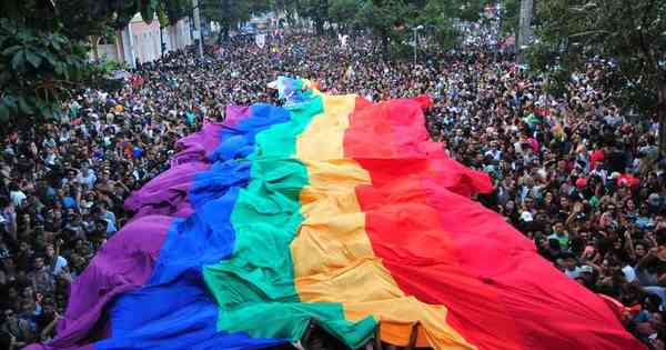 Com qual personalidade gay você mais se identifica?