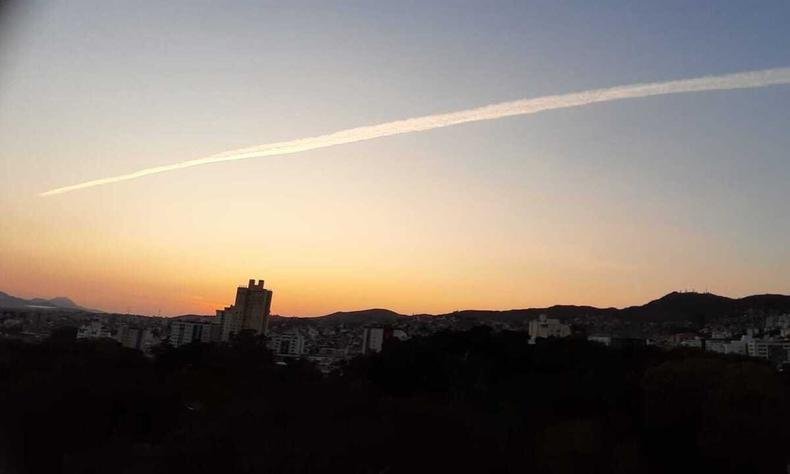 C�u em BH, ao amanhecer. 