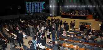 Depois de aprovadas pelo plenrio do Congresso Nacional, dezenas de normas voltam a tramitar na Casa(foto: Carlos Moura/CB/D.A Press )