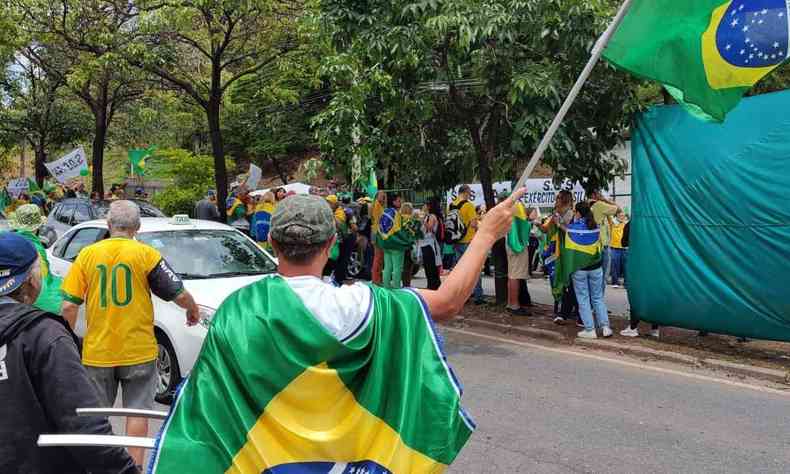 Manifestao por apoiadores do presidente jair Bolsonaro