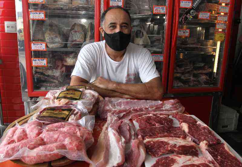 Da picanha ao fígado: veja como temperar cada tipo de bife