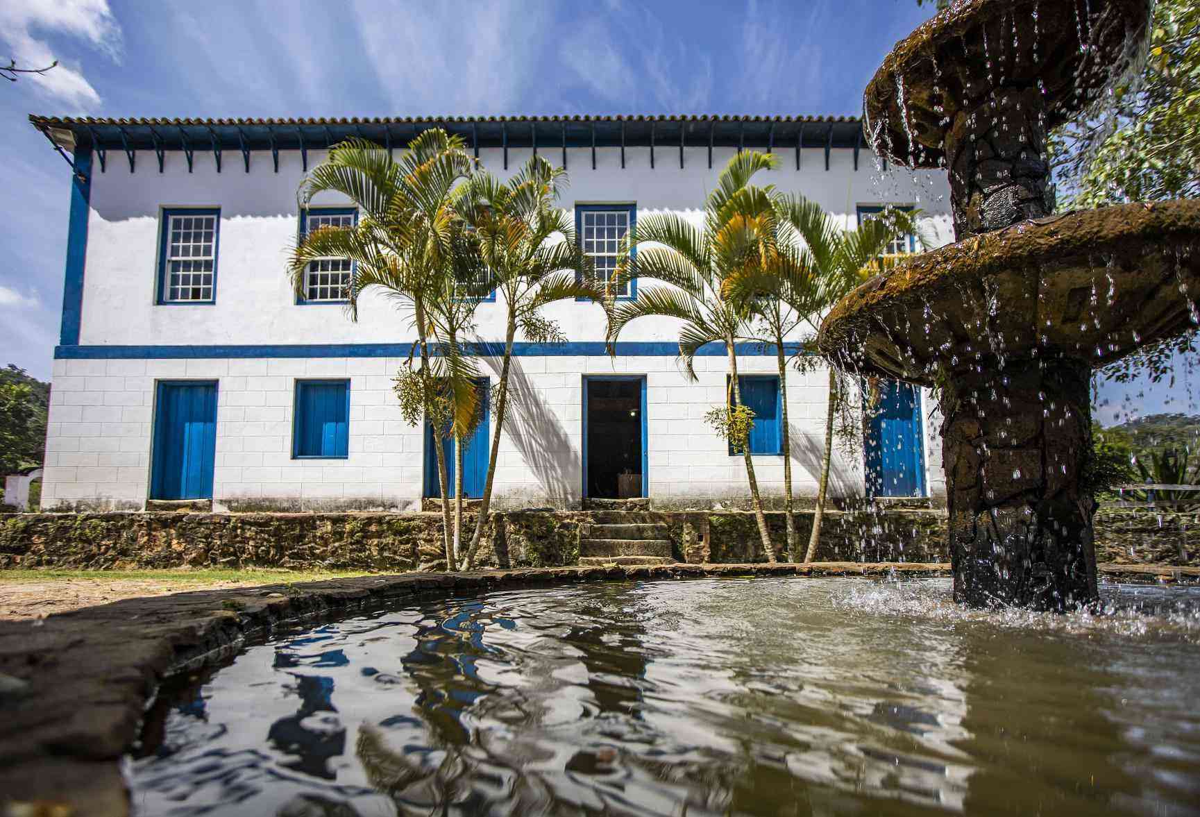 Fazenda mineira com mais de 200 anos é refúgio para quem não curte