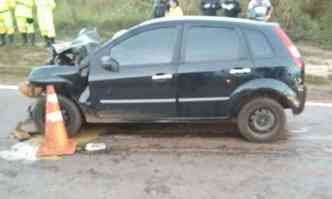 Coliso traseira causou a morte do condutor do Fiesta(foto: PRF/Divulgao)
