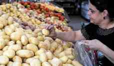Preço dos alimentos recua e inflação tem alta de 0,23%
