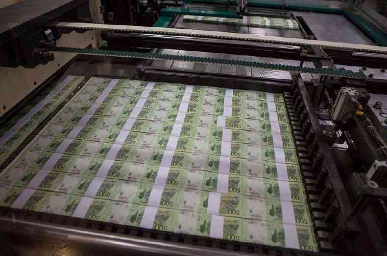 Impresso de notas de 500 pesos na Casa da Moeda argentina