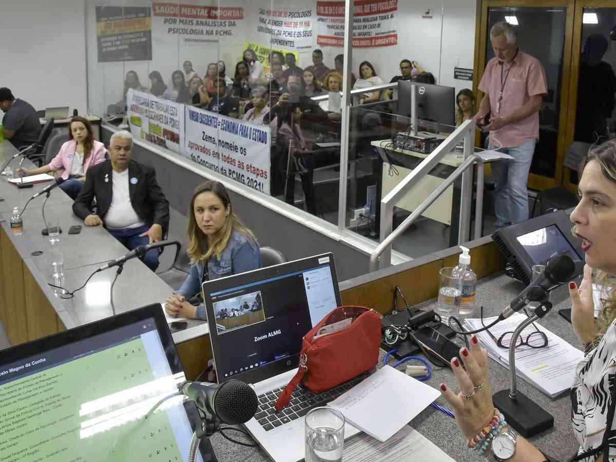 Politiza aborda a sobrecarga de trabalho da mulher - Assembleia Legislativa  de Minas Gerais