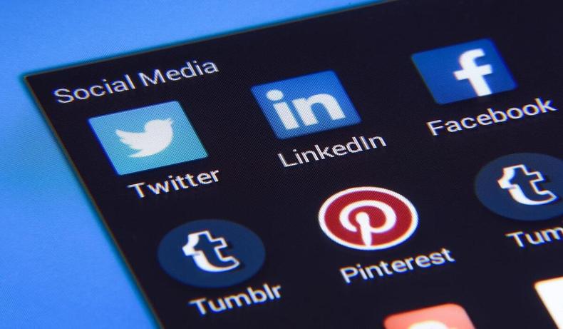 Logo Twitter e redes sociais