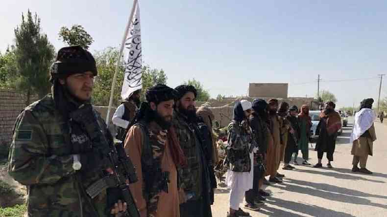 O Taleban est se preparando para a paz ou a guerra?(foto: BBC)
