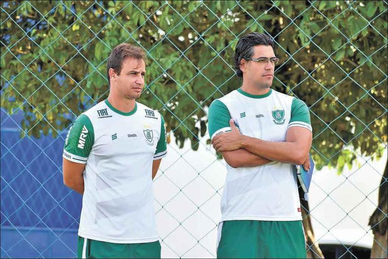 Felipe Conceição terá a missão de tirar o América da zona de rebaixamento da Série B(foto: Daniel Hott/América) Felipe Conceição terá a missão de tirar o América da zona de rebaixamento da Série B(foto: Daniel Hott/América)