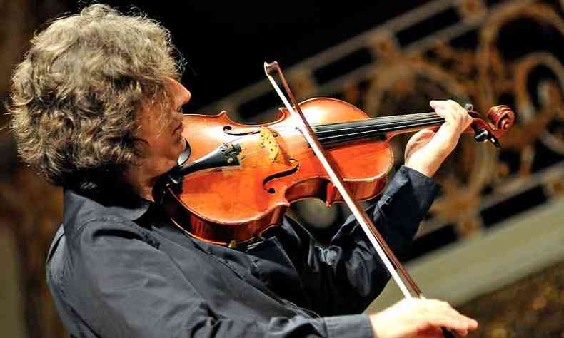 Marcelo Jaff faz concerto de viola e explicar o surgimento do quarteto de cordas