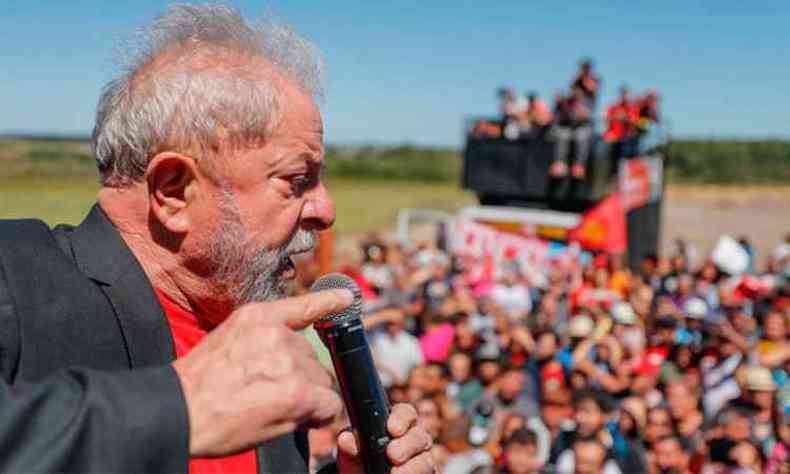 Em discurso, Lula reivindicou os avanos sociais de seus dois mandatos como presidente da Repblica(foto: Ricardo Stuckert/Divulgao)