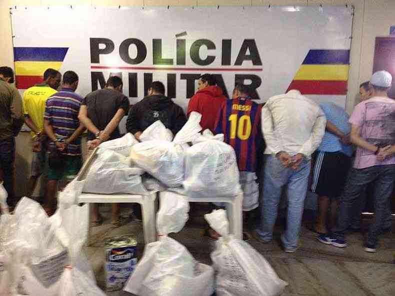 Grupo foi preso durante operao da Polcia Militar (PM) e do Ministrio Pblico de Minas Gerais(foto: Rafael Passos/EM/D.A.Press)
