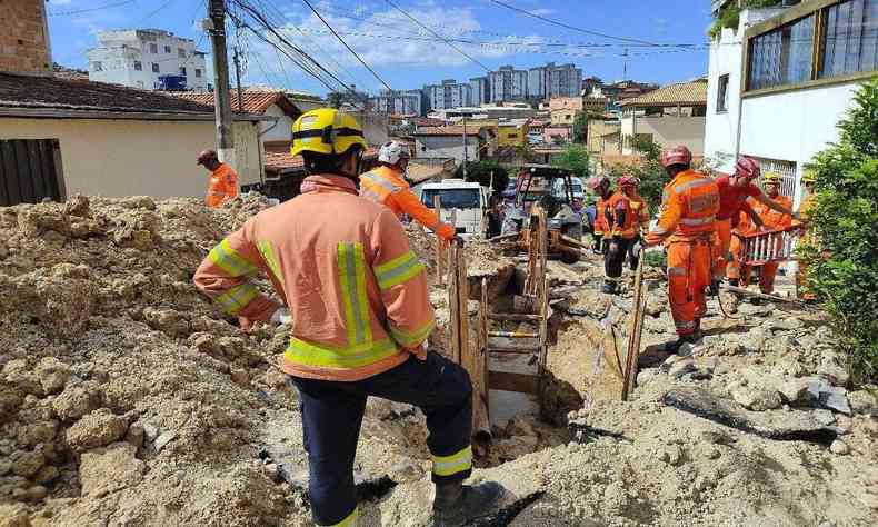 Bombeiros de costas