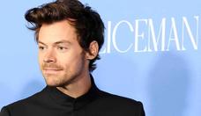 Quem so as fs de Harry Styles que esto acampadas h um ano em fila para show