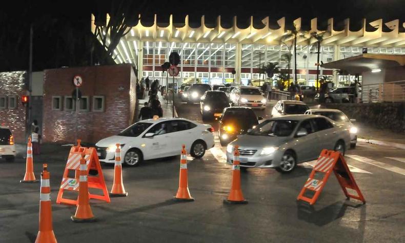 Imagem do entorno da rodoviria em operao especial de trnsito