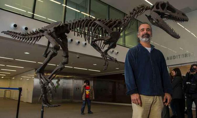 Descoberto novo dinossauro na Argentina. Na foto, o paleontólogo argentino Sebastián Apesteguia(foto: AFP / EITAN ABRAMOVICH) Descoberto novo dinossauro na Argentina. Na foto, o paleontólogo argentino Sebastián Apesteguia(foto: AFP / EITAN ABRAMOVICH)