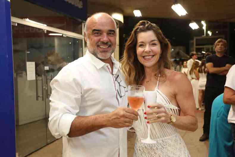 Rogrio Meira e Claudia Braga no rveillon do Minas Tnis Clube 