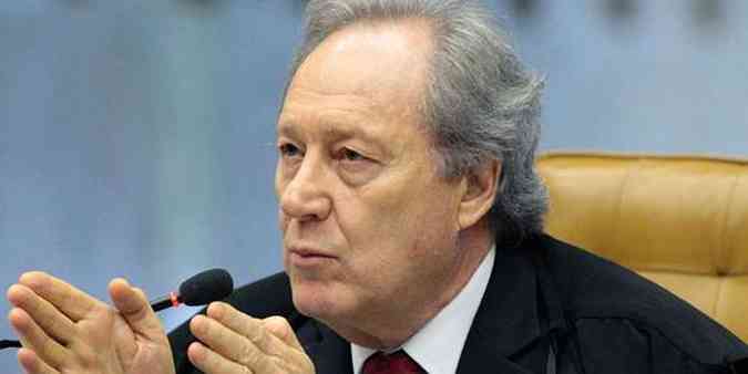 Ministro Lewandowski determinou a redistribuio da reclamao(foto: Nlson Jr/STF %u2013 10/12/12)