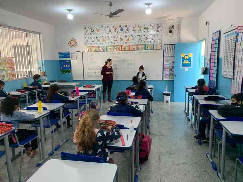 Alunos retornam s escolas em Ipatinga(foto: Prefeitura de Ipatinga/Divulgao)