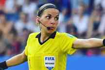 Pela primeira vez em 92 anos, Copa do Mundo terá arbitragem feminina