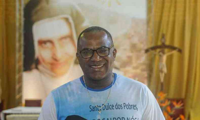 Joo Batista Leocdio Silva, padre da parquia Santa Dulce dos Pobres (foto: Leandro Couri/EM/D.A press)