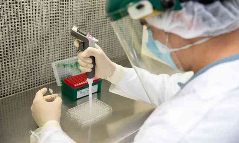 O exame RT-PCR  composto de duas etapas: a qumica e a de extrao do RNA(foto: Divulgao/ UFV)
