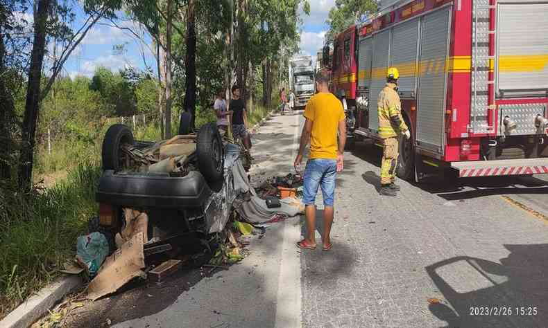 Acidente na BR-251 envolve duas carretas no Norte de Minas - Rede Gazeta de  Comunicação