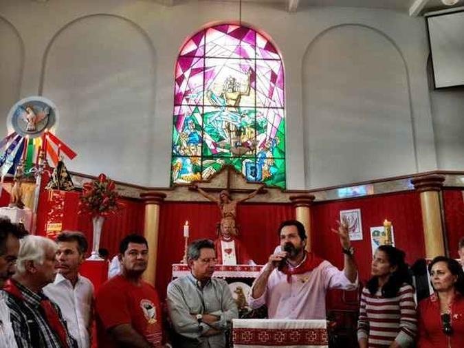 'Agora podemos garantir mais um instrumento para a manuten��o da festa', disse o governador(foto: (Breno Fortes/CB/D.A Press))
