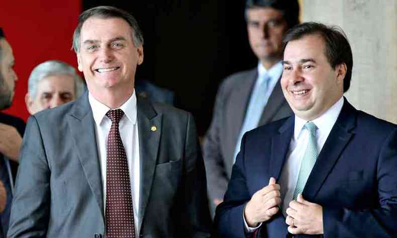 Jair Bolsonaro e Rodrigo Maia em novembro passado: eles se encontraram de novo no Palácio da Alvorada para discutir projetos do governo (foto: Antônio Cruz/Agência Câmara)