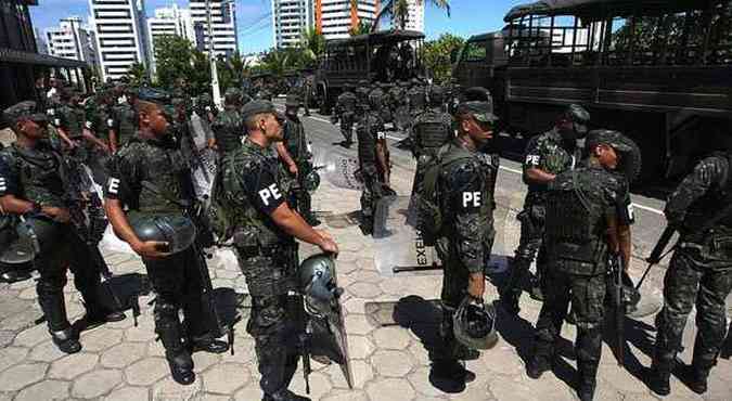 Tropas federais desembarcam em Salvador(foto: Divulgao/Exrcito das Estrelas)