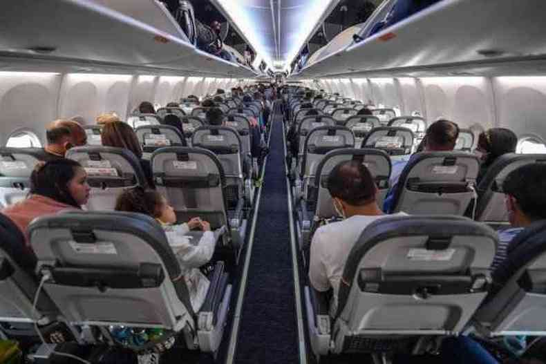 Interior de um avião
