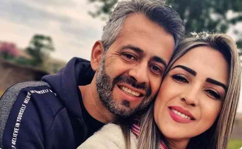 Diego Mendes Pireth ao lado da esposa Wellen Cssia Cardoso de Melo, assassinada aos 34 anos