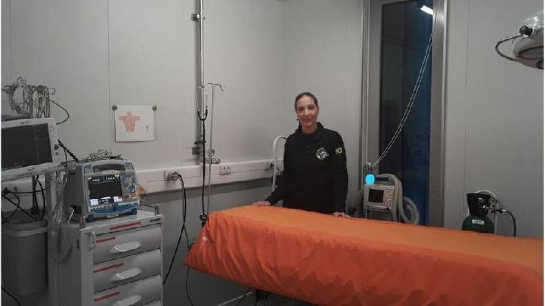 Letizia Aurilio Matos � a m�dica da esta��o(foto: Marinha do Brasil)