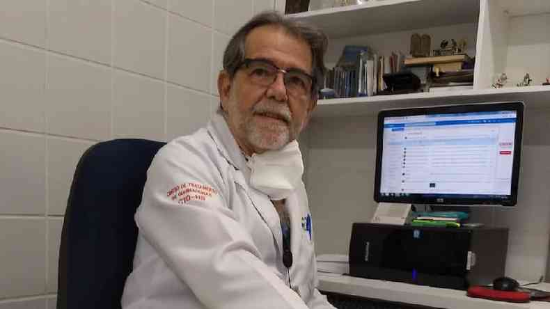 Marcos Barreto, mdico que chefia ala de queimaduras do Hospital da Restaurao de Recife