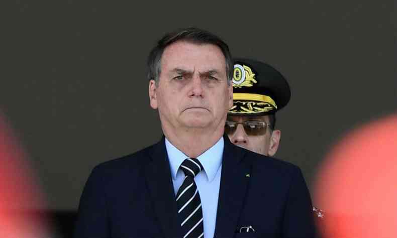 Bolsonaro est sofrendo presso de diversos ncleos da poltica para vetar alguns trechos do texto(foto: EVARISTO SA/AFP)