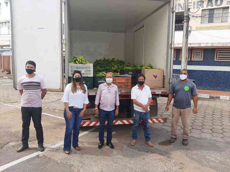Passos recebeu carregamento de bananas do Banco Municipal de Alimentos de Formiga(foto: Prefeitura de Passos/Divulgao)