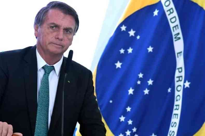 Governo federal est proibido de usar as redes sociais para promover o presidente Jair Biolsonaro