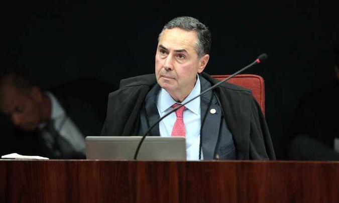 Em despacho de 13 páginas, Luis Roberto Barroso alegou que as verbas para saúde e livros não têm caráter indenizatório (foto: Carlos Moura/STF/SCO) Em despacho de 13 páginas, Luis Roberto Barroso alegou que as verbas para saúde e livros não têm caráter indenizatório (foto: Carlos Moura/STF/SCO)