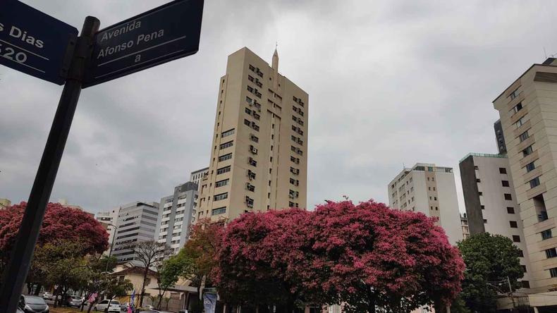 Cu nublado de Belo Horizonte