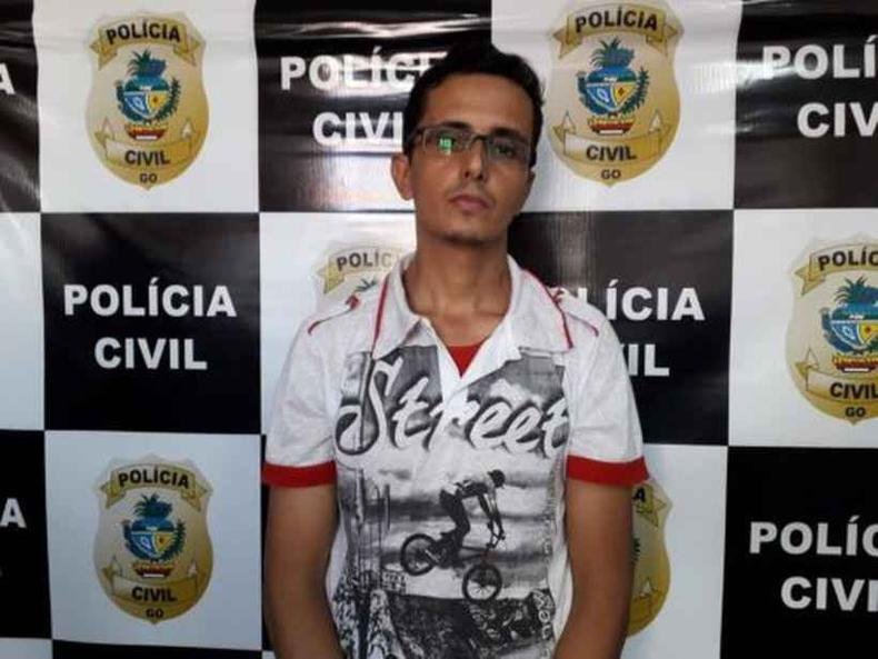 O t�cnico em enfermagem ldson Cust�dio Bastos responder� por estupro de vulner�vel(foto: Pol�cia Civil/Divulga��o)