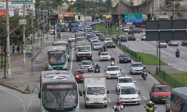 Avenida Cristiano Machado 