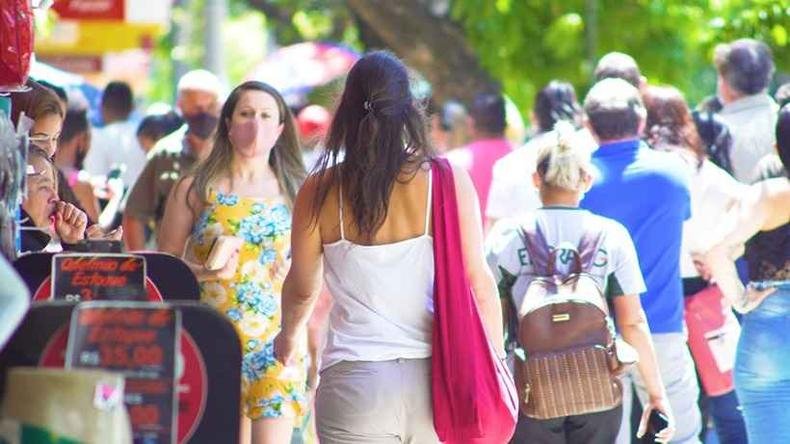 O pagamento antes do Natal deve movimentar a economia da cidade(foto: Divulga��o/CDL Divin�polis)