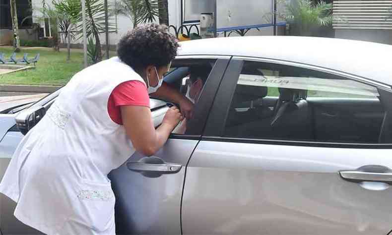 A expectativa de Uberaba  praticamente concluir a vacinao de primeira dose dos adultos em Uberaba no prximo sbado (28/8) (foto: Prefeitura de Uberaba/Divulgao)