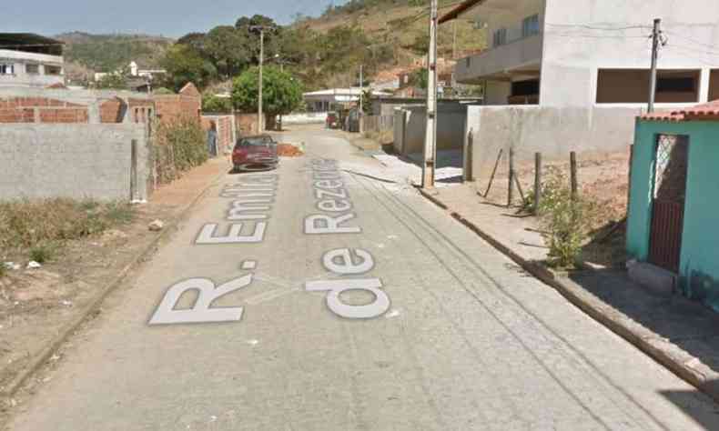Fato aconteceu na Rua Emlia Constncia de Rezende, em Leopoldina(foto: Reproduo/Google Street View)