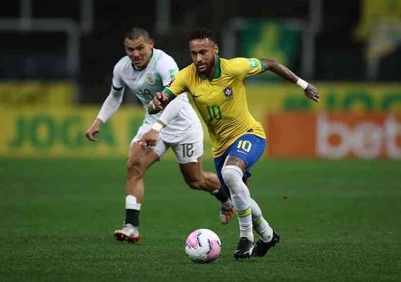 Neymar no marcou contra a Bolvia, mas pretende igualar o nmero de gols de Ronaldo na Seleo(foto: Buda Mendes/AFP)