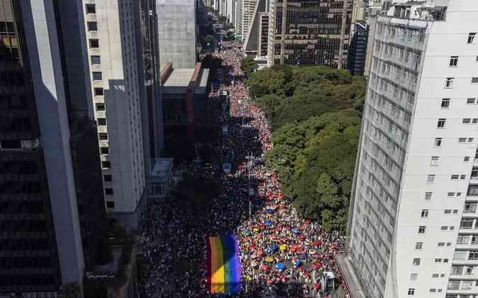 Imagens da 27 Parada do Orgulho LGBT , realizada neste domingo (11/6), na cidade de So PauloMIGUEL SCHINCARIOL / AFP